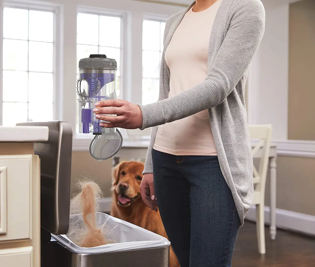 Black & Decker BHFEV182CP 4in1 Pet Akku-Handstaubsauger Mit Stiel Violett 17 Black & Decker BHFEV182CP 4in1 Pet Akku-Handstaubsauger Mit Stiel Violett – Bild 15