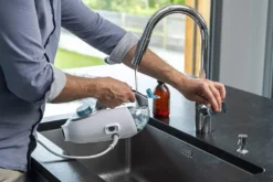 Black & Decker FSMH1321JSM, Tragbarer Dampfreiniger, 0,5 L, Türkis, Weiß, 6 M, 1300 W, Harter Boden -Rowesc Verkaufe 881ef22f8495ed7e3540250a7d7dc63b