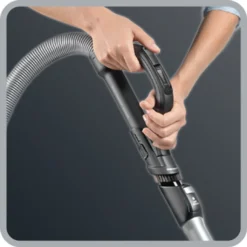 Rowenta RO7473 Silence Force Allergy+ Bodenstaubsauger Mit Beutel (große Staubbeutelkapazität: 4,5 Liter, Extrem Leise, Hocheffiziente Bodendüse, Langlebiger EffiTech-Motor) Schwarz/rot -Rowesc Verkaufe 8bf3f09e33fdd23636675b419c08c511