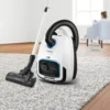 BOSCH Serie 6 Prosilence Bodenstaubsauger Staubsauger 700 Watt BGL6TSIL Weiß