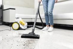 Kärcher VC 3 Premium Staubsauger -Rowesc Verkaufe cbda4f84ab6a3a27598eaae770fe008f