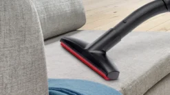 Bosch Serie 6 BGC41XSIL Staubsauger Zylinder-Vakuum Trocken 700 W Beutellos -Rowesc Verkaufe ccbc0e0c5d05446b9a15c2ada26823b2