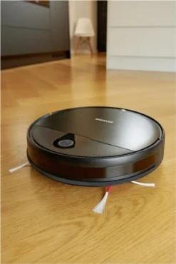 SEVERIN Saugroboter Mit Fernbedienung 7026 Für Teppich- Und Hartbödenreinigung -Rowesc Verkaufe e41c3aaabe3bed6c72b30cc2b5827f26